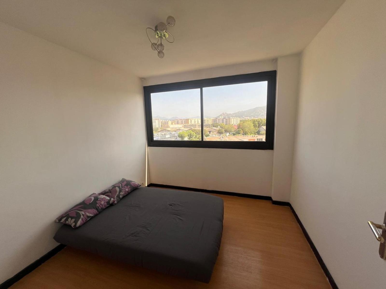 Appartement 2 Chambre Et Grand Sejour 100M2 A 5 Min Du Stade Velodrome マルセイユ エクステリア 写真